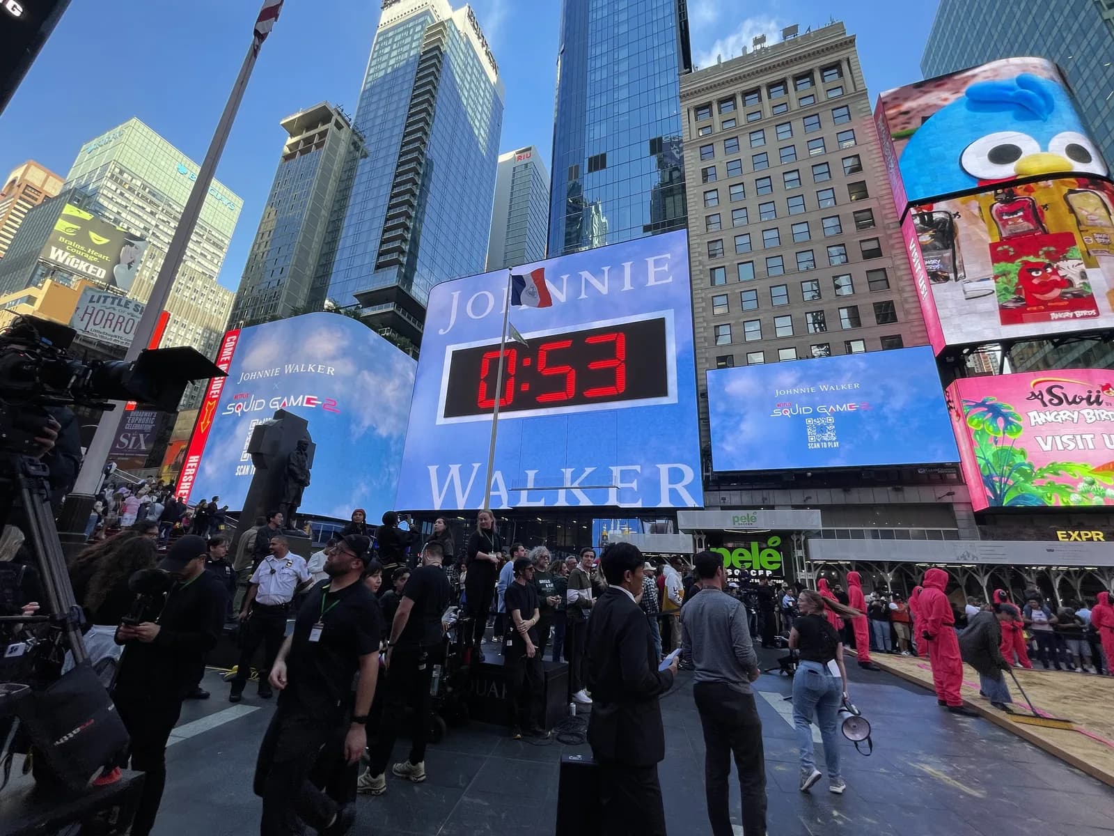 Squid Game Times Square — On The Ground 4