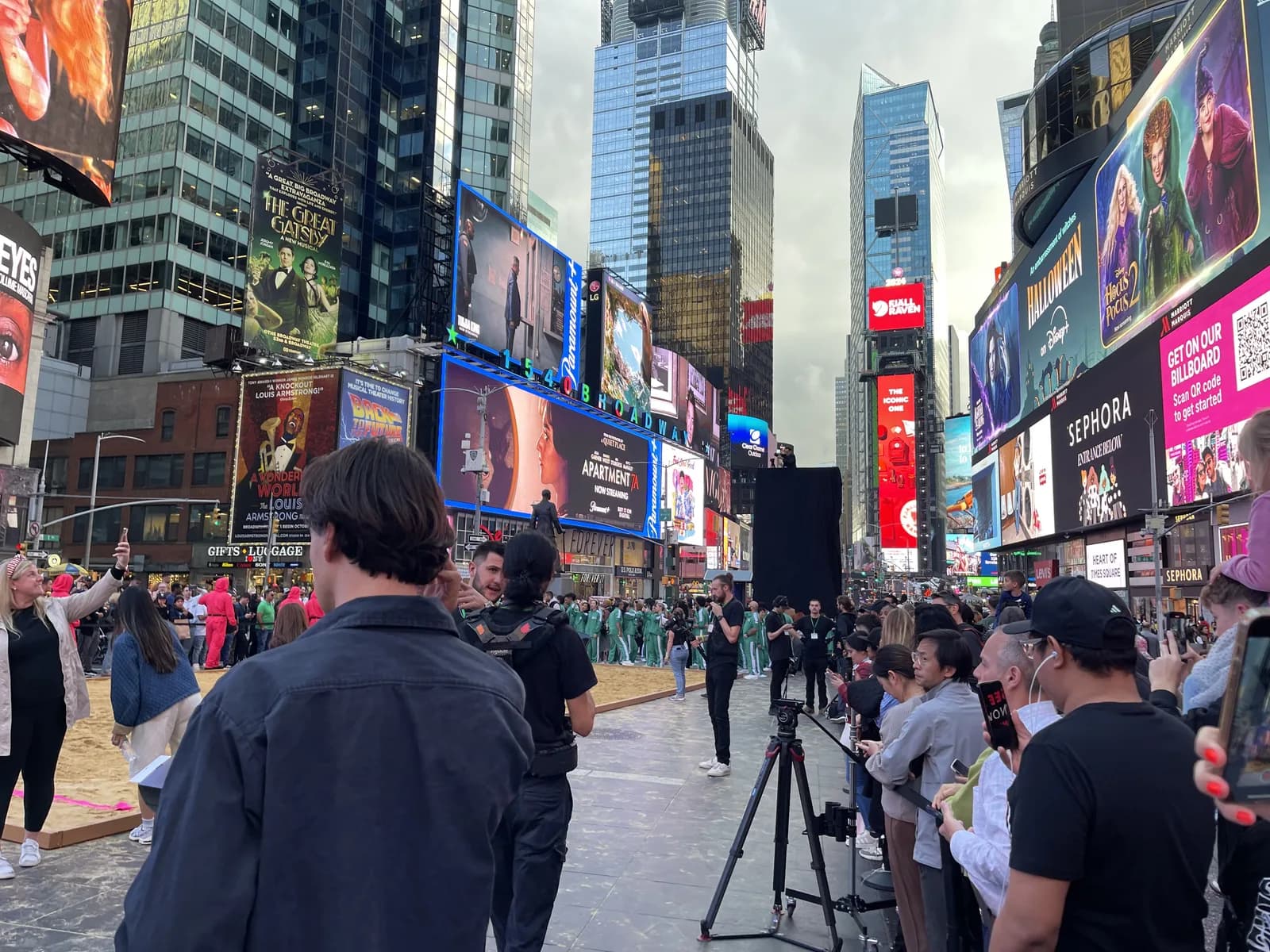 Squid Game Times Square — On The Ground 8